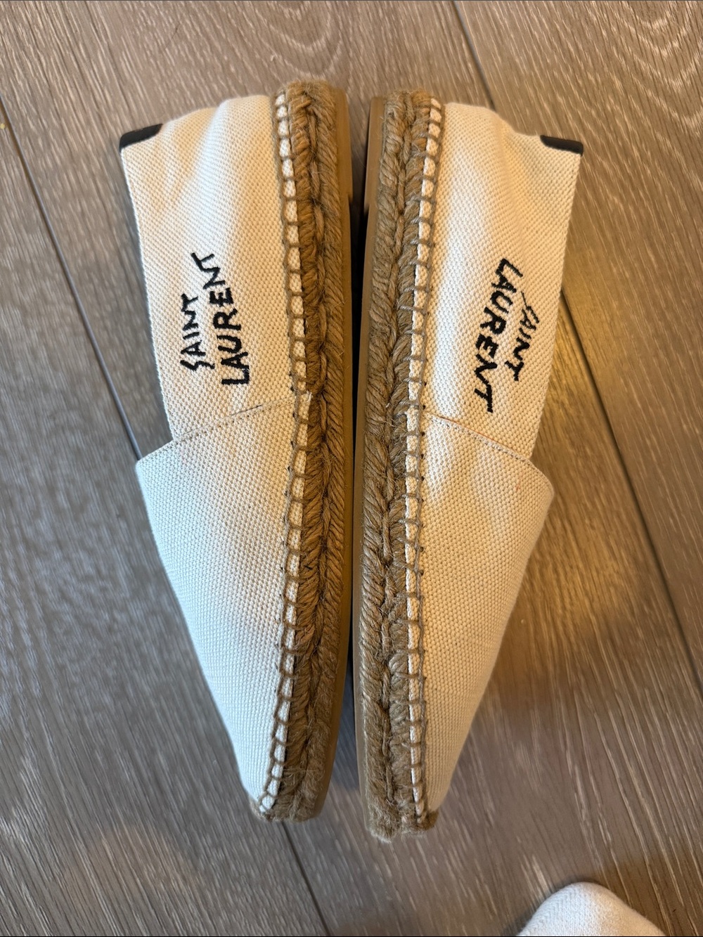 SAINT LAURENT
Signature Espadrilles in White & Black - Picture 4 of 11